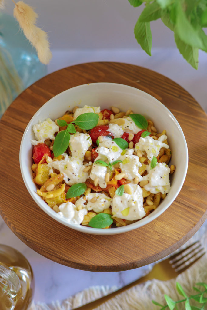 Spätzle tomates cerises burrata